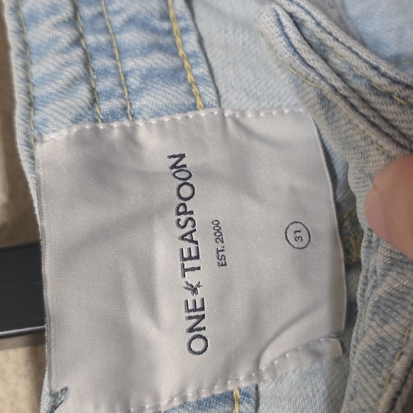 NWT One Teaspoon Rocko Distressed Denim Skirt Size 31 - Picture 7 of 12